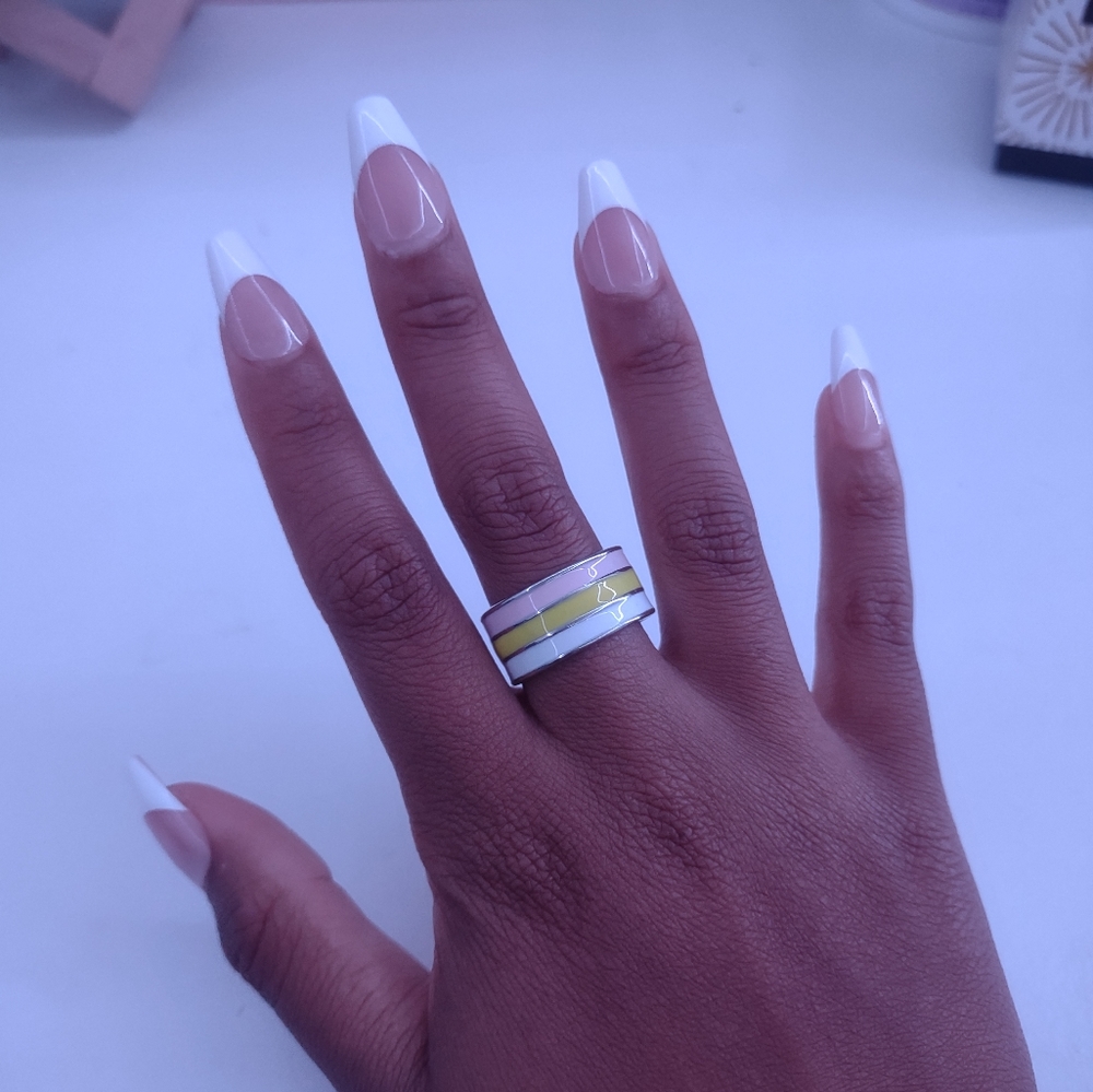 Ring - Picture 2 of 2